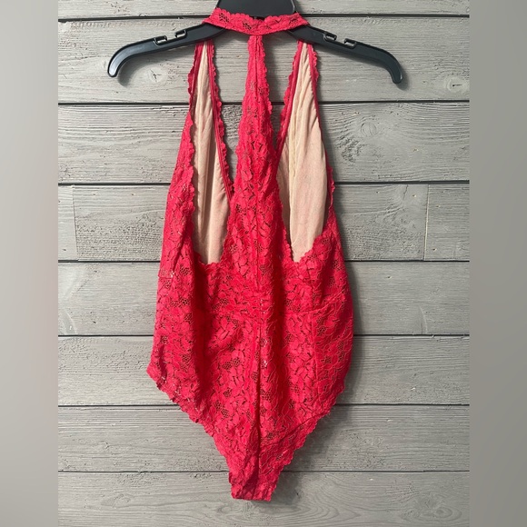 Free People Intimately Everyday Red Lace Halter Bodysuit Sz Large - Picture 8 of 13